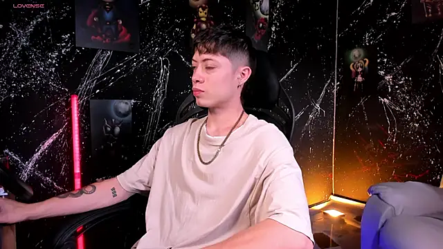 marcuscollins1  online show from 03.08.25