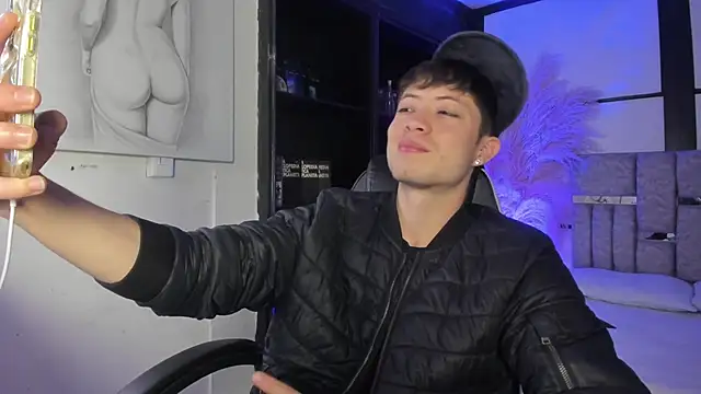 marcuscollins1  online show from 06.10.26