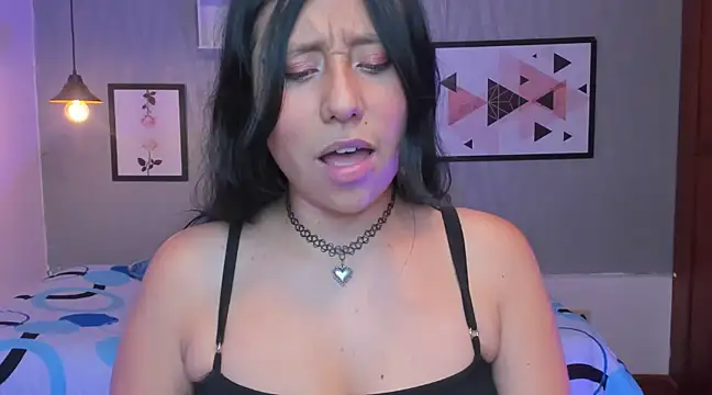 Nohemi louse online show from 02.19.25