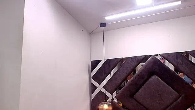 sara lopee1 online show from 10.04.25