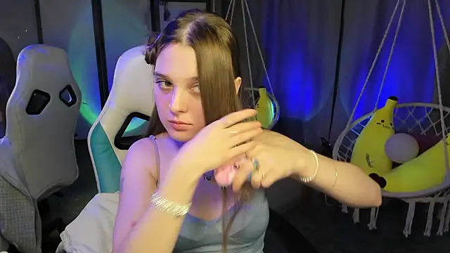 kaisajenner online show from 03.09.26