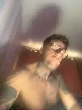 Jamesdeanmcqueen online show from 11.06.25