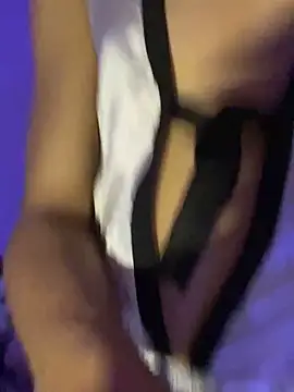 allicemackenzie online show from 11.30.25