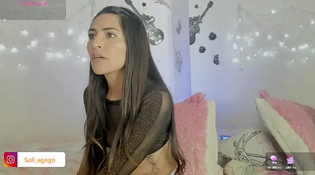 Snapshot of Sofiadelacruz chatting on 02.22.25 Sofiadelacruz online show from 02.22.25