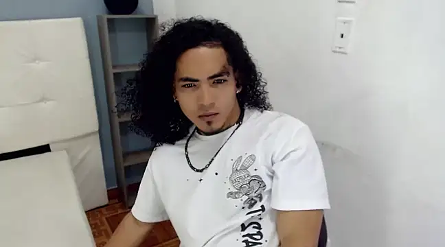 LihanJor 23 online show from 02.26.25