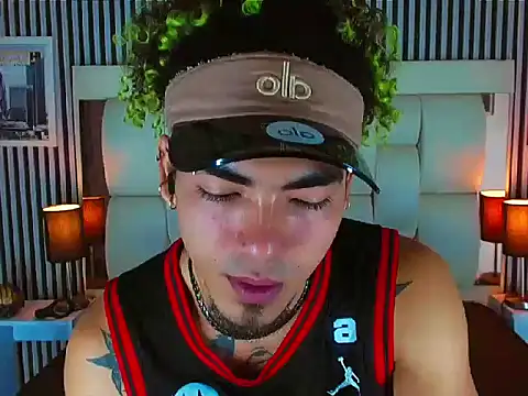 LihanJor 23 online show from 11.11.25