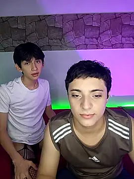 Snapshot of jacob_and_sam chatting on 03.03.25 jacob and sam online show from 03.03.25