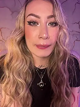 Snapshot of Lally_Valencia__ chatting on 02.05.26 Lally Valencia online show from 02.05.26