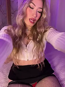 Snapshot of Lally_Valencia__ chatting on 03.14.26 Lally Valencia online show from 03.14.26