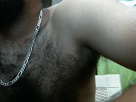 Snapshot of indianhairybull chatting on 11.06.25 indianhairybull online show from 11.06.25