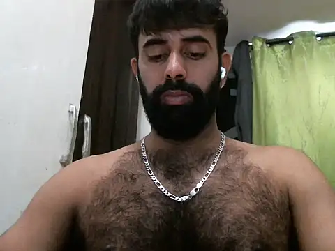 Snapshot of indianhairybull chatting on 11.28.25 indianhairybull online show from 11.28.25