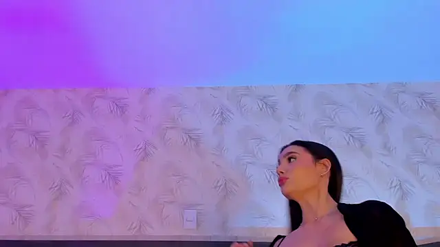 Alyssia Collins online show from 02.11.25