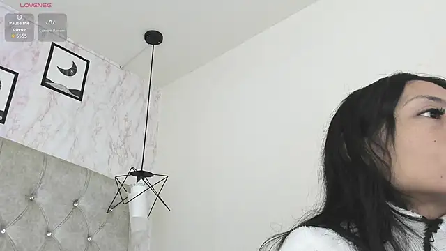 Snapshot of Raichell_ chatting on 07.01.26 Raichell online show from 07.01.26