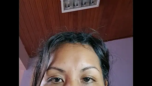 Snapshot of kyliebigboobs chatting on 11.11.25 kyliebigboobs online show from 11.11.25