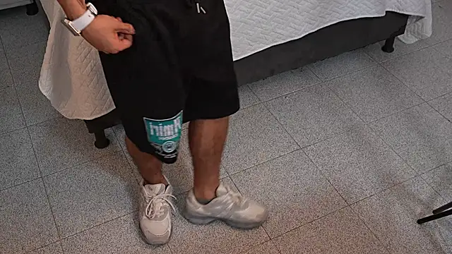 Snapshot of JhoanLeandro chatting on 02.16.26 JhoanLeandro online show from 02.16.26