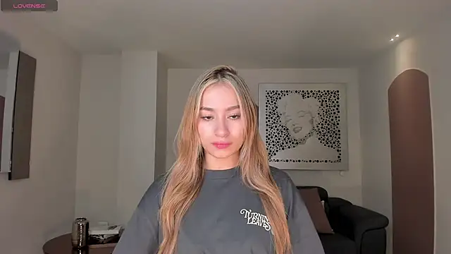 AmaiaHaywood online show from 01.11.26