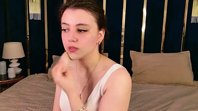Pauline Heaven online show from 05.09.26