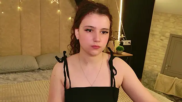 Pauline Heaven online show from 05.13.26