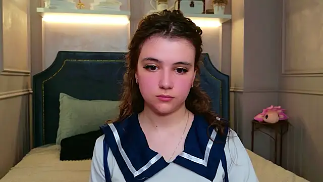Pauline Heaven online show from 05.19.26