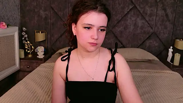 Pauline Heaven online show from 05.22.26
