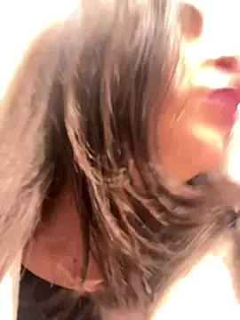 laarti online show from 11.21.25