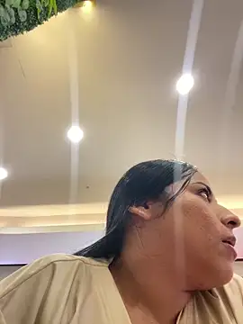 Snapshot of lamaravilla_08 chatting on 03.05.26 lamaravilla 08 online show from 03.05.26