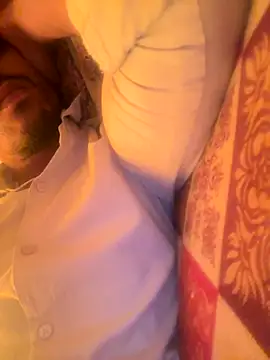 Snapshot of Loveinsync chatting on 11.13.25 Loveinsync online show from 11.13.25