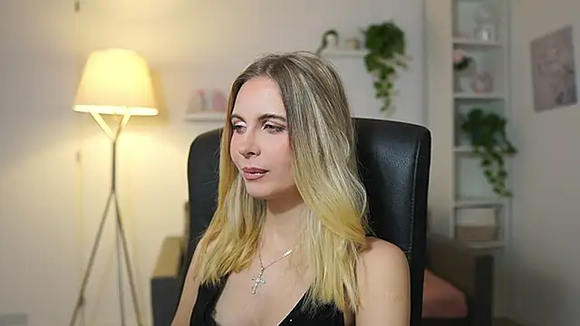 catecrago  online show from 12.15.25