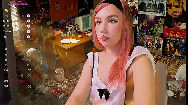 Snapshot of Bibi_Iva chatting on 09.23.25 Bibi Iva online show from 09.23.25