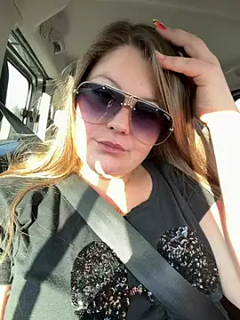 Lars-Lola online show from 03.05.26