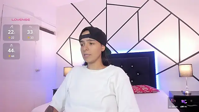 Liiam smith  online show from 03.11.25