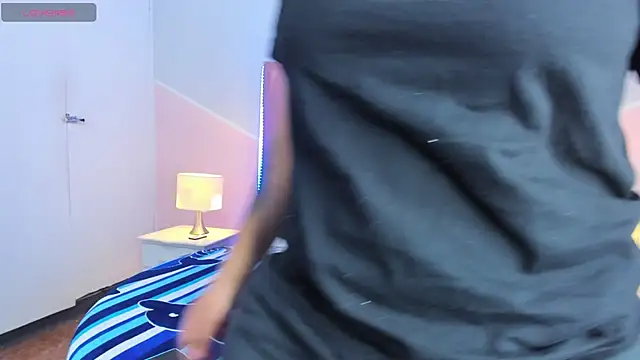 Liiam smith  online show from 12.16.25