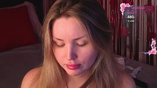 Lora Rosee online show from 07.28.26