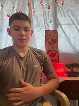 JamesCr  online show from 02.14.25