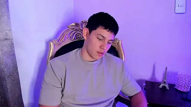 JamesCr  online show from 03.07.25