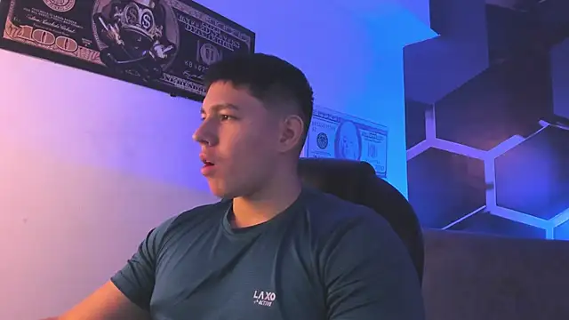 JamesCr  online show from 09.13.25