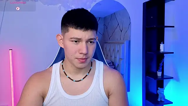 JamesCr  online show from 07.07.26