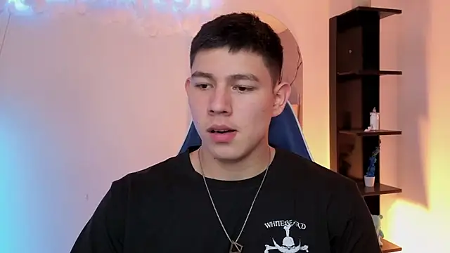 JamesCr  online show from 07.11.26