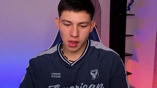 JamesCr  online show from 08.01.26