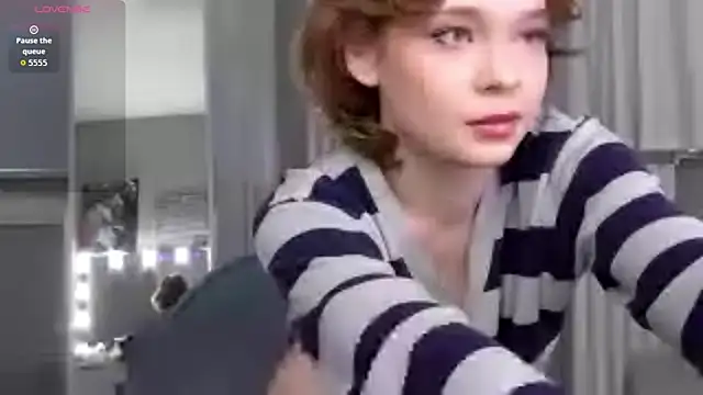 Snapshot of Kellybbface chatting on 07.23.26 Kellybbface online show from 07.23.26