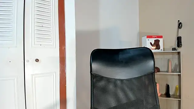 Violetta 0 online show from 09.30.25