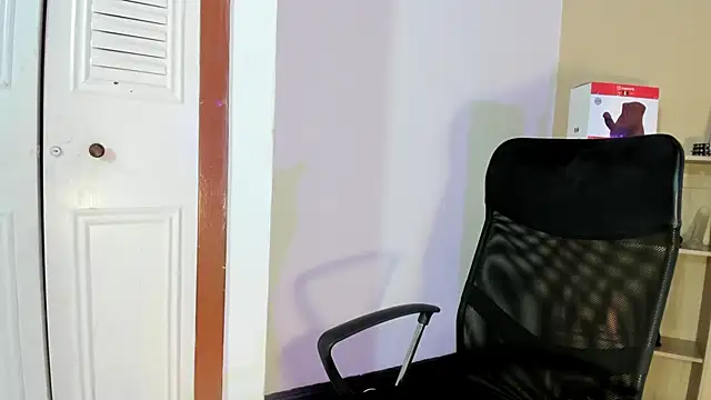 Violetta 0 online show from 10.01.25