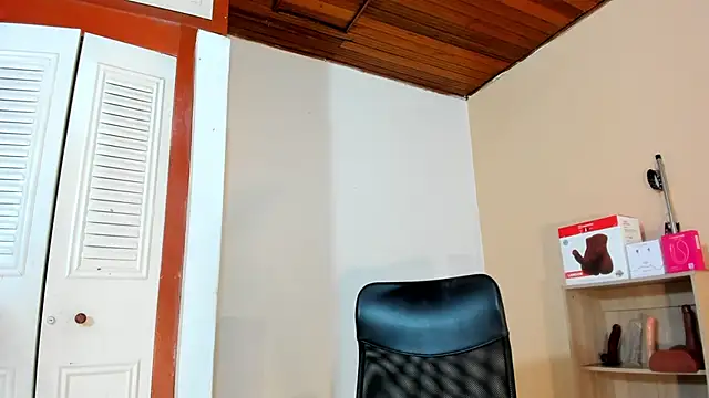 Violetta 0 online show from 02.24.26