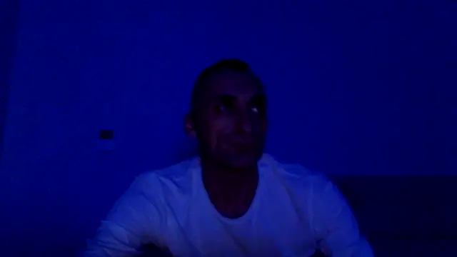 Snapshot of ANGELSANTAMARIA- chatting on 10.11.25 ANGELSANTAMARIA- online show from 10.11.25