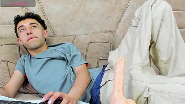 Snapshot of erickblaze_wm chatting on 02.19.25 erickblaze wm online show from 02.19.25