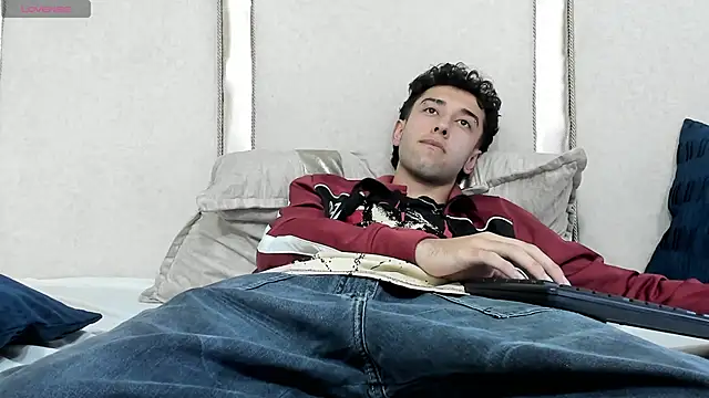 Snapshot of erickblaze_wm chatting on 03.04.25 erickblaze wm online show from 03.04.25