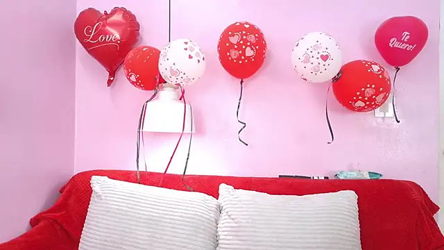 Snapshot of Hiyakasudere chatting on 02.28.26 Hiyakasudere online show from 02.28.26