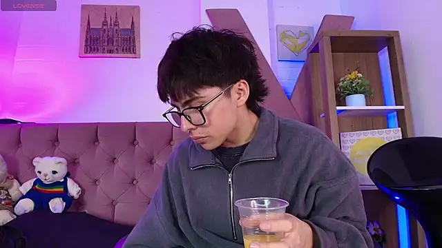 PepperTwink online show from 02.03.26