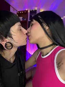 Snapshot of mavimist__ chatting on 01.17.26 mavimist online show from 01.17.26