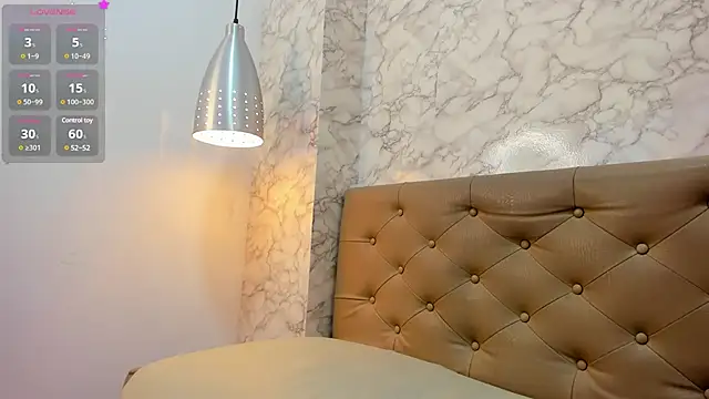 PamelaAddams  online show from 03.19.25